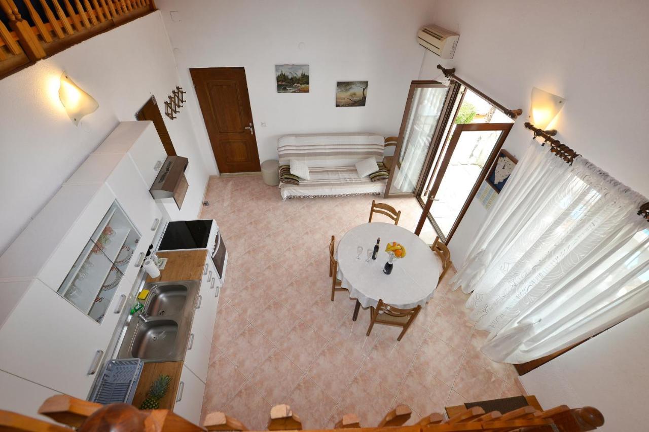 Apartments Ella Пореч Екстериор снимка
